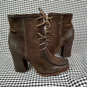 FRYE Boots Dark Brown Parker Moc Toe High Heel Suede Women's Size 7.5